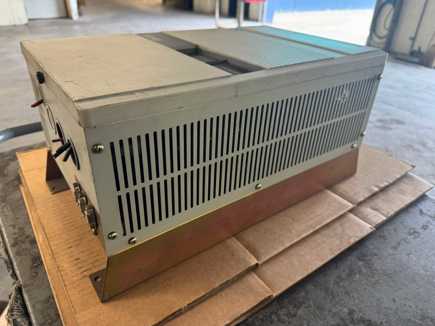 Allen-Bradley 1336-B005-EAD-L3-S1 AC Drive