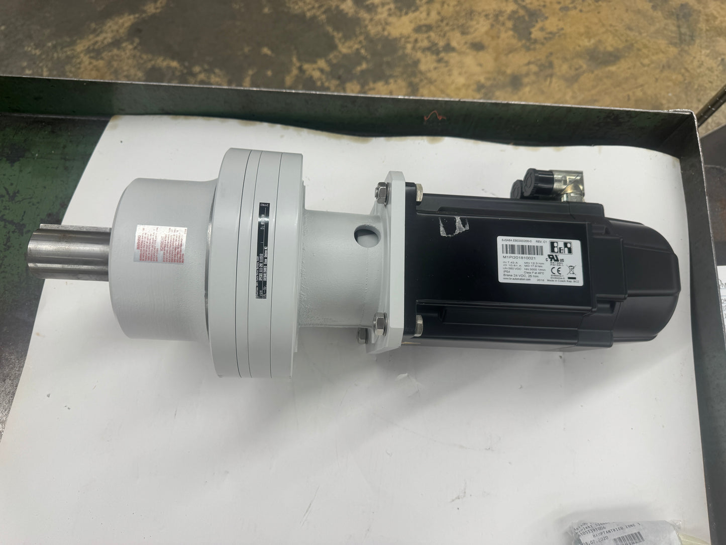 B&R Automation Servo Gearmotor 8JSA64.EB030D200-0 - 3 kW 3000 RPM