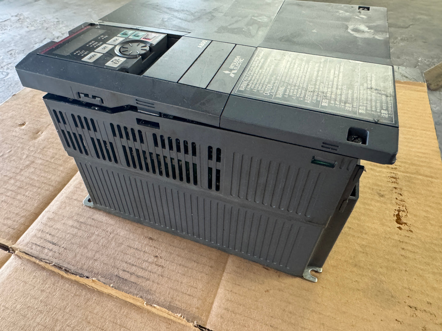 Mitsubishi Electric FR-A840-7.5K-1 Variable Frequency Drive Untested Surplus