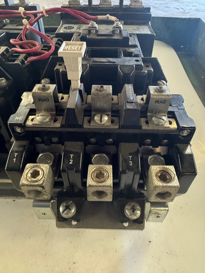 Allen-Bradley Reversing Motor Starter 505-DOD