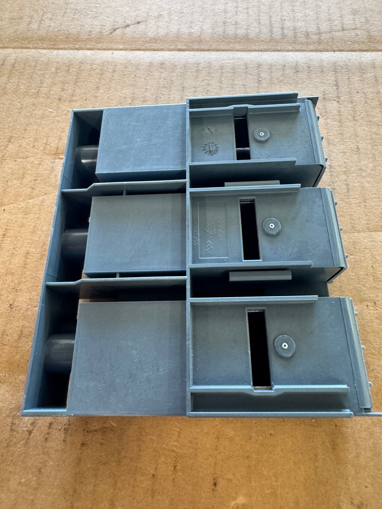 Siemens 3RT1966-4G Box Terminal Block Untested Surplus