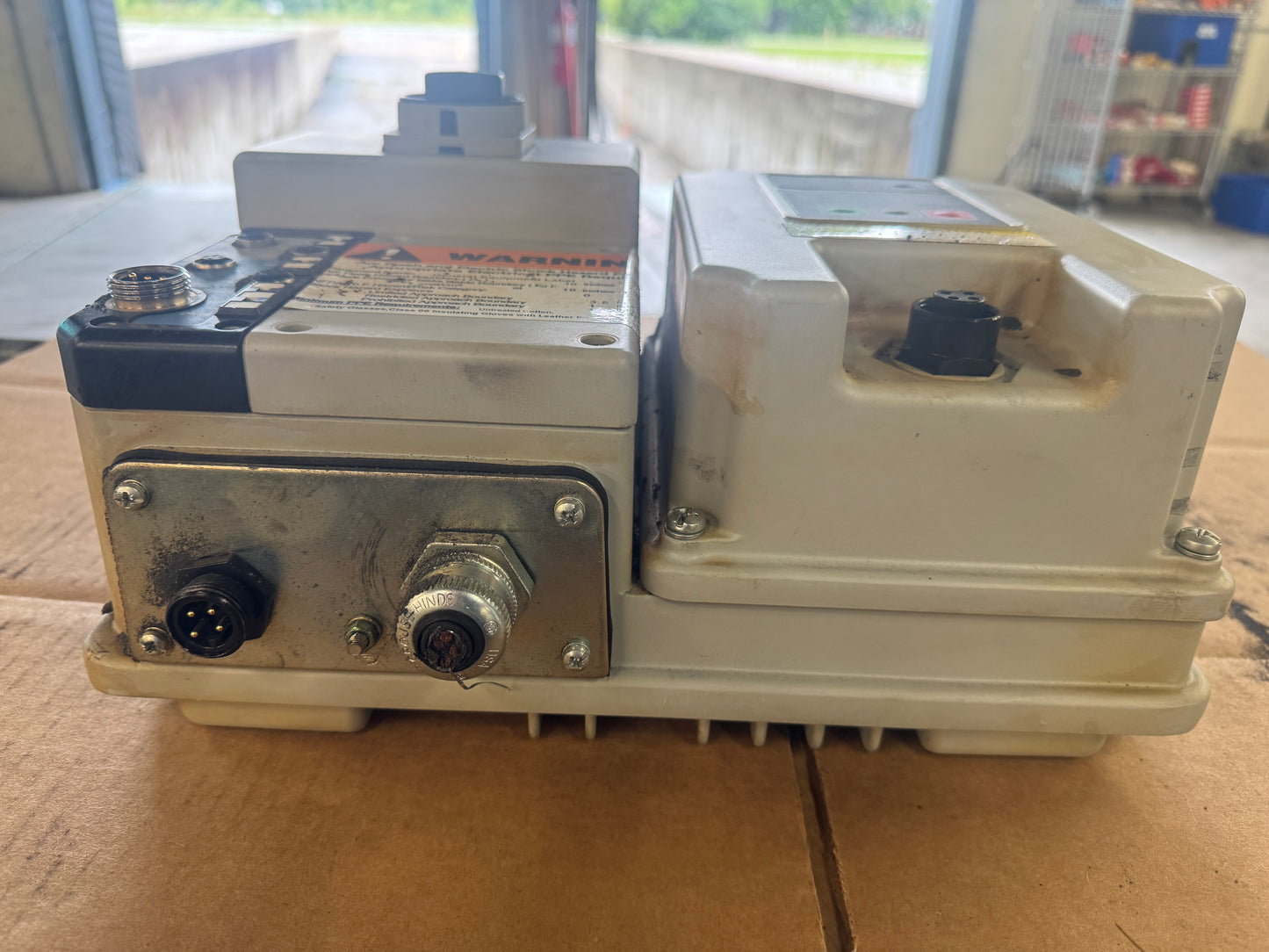 Allen-Bradley 280D-F12Z-10C-GRW-3-P1 ArmorStart Control Module
