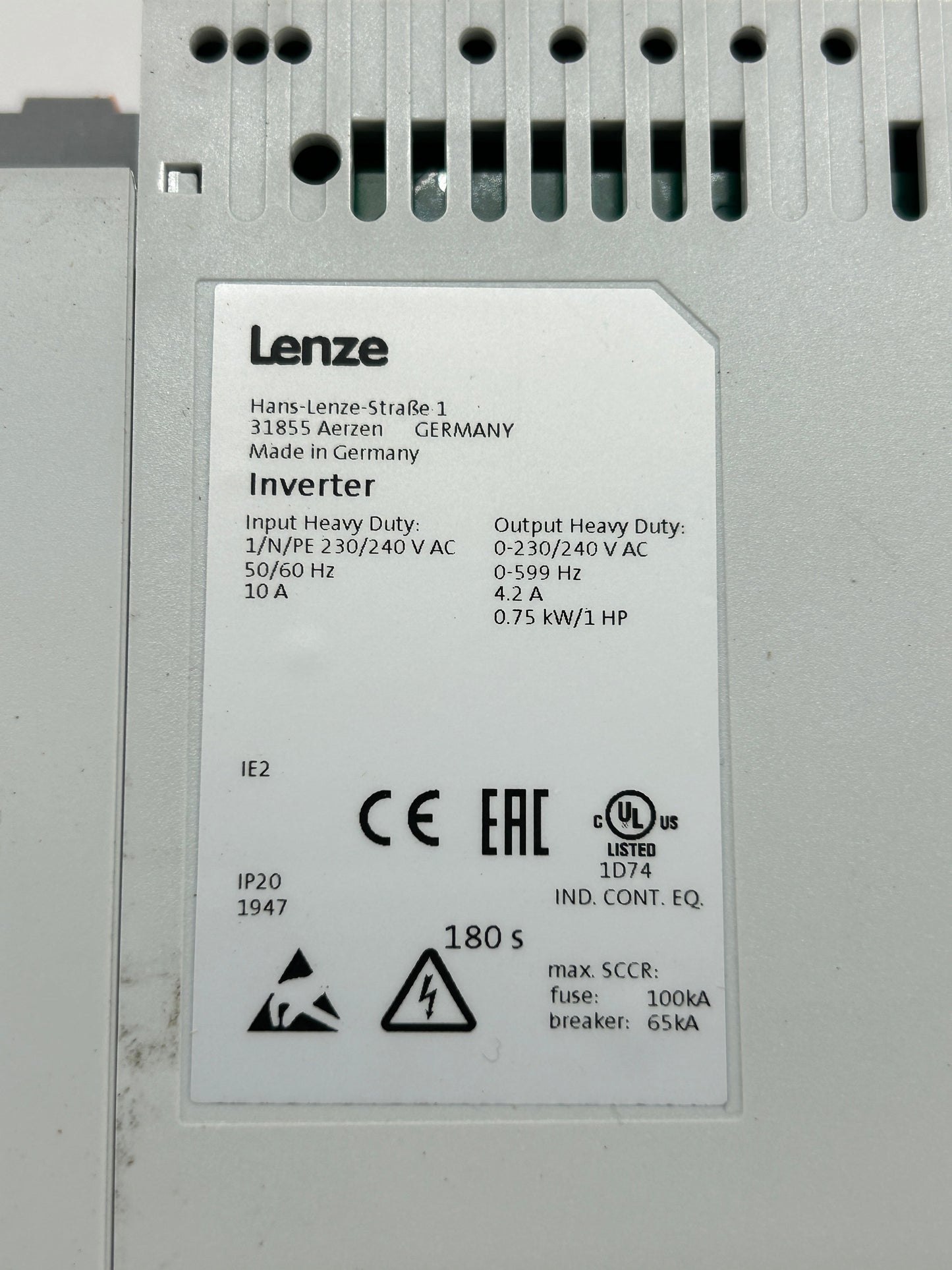 Lenze Frequency Inverter I510-C0.75/230-1