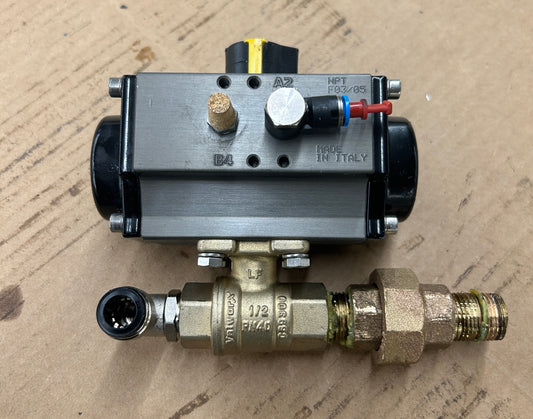 Valworx Pneumatic Spring Return Actuated Ball Valve 530150 AP050 / 521442 1/2 In. NPT 120 PSI Actuator Supply, 600 PSI Valve Body