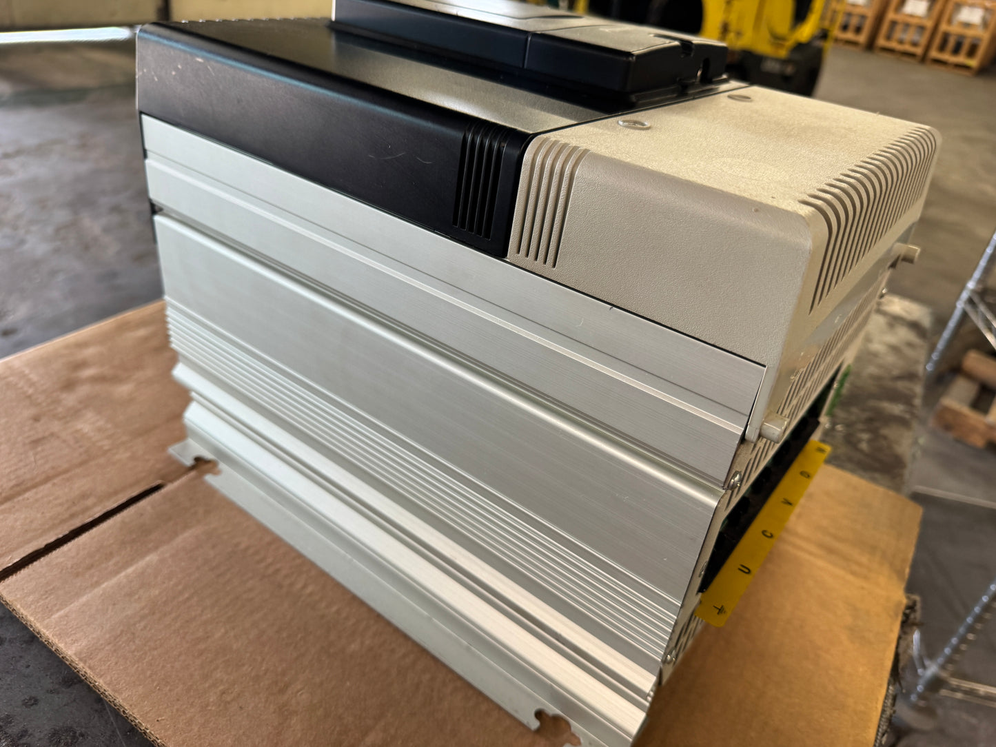 Allen-Bradley 20P41AD027RA0NNN DC Drive 01595