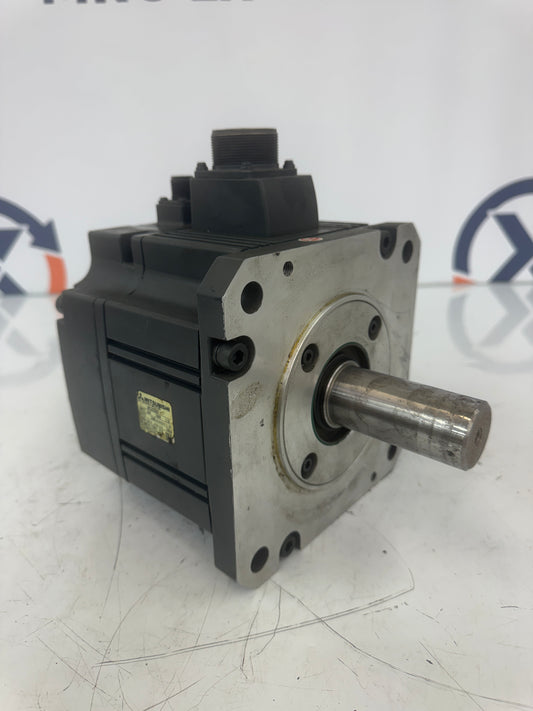 Mitsubishi Electric AC Servo Motor HC202BS - 2 kW / 2000 RPM