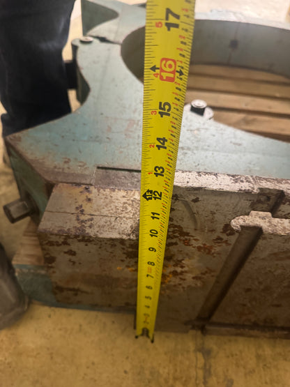 Lathe Steady Rest | Approx. 30 in. Bore Capacity