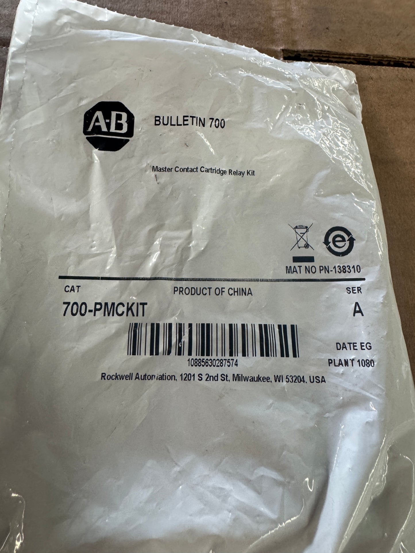 Allen-Bradley Industrial Relay Complete Set 700DC-P000Z24, 700-PMCKIT, PD-748 (Lot of 3) 24V DC