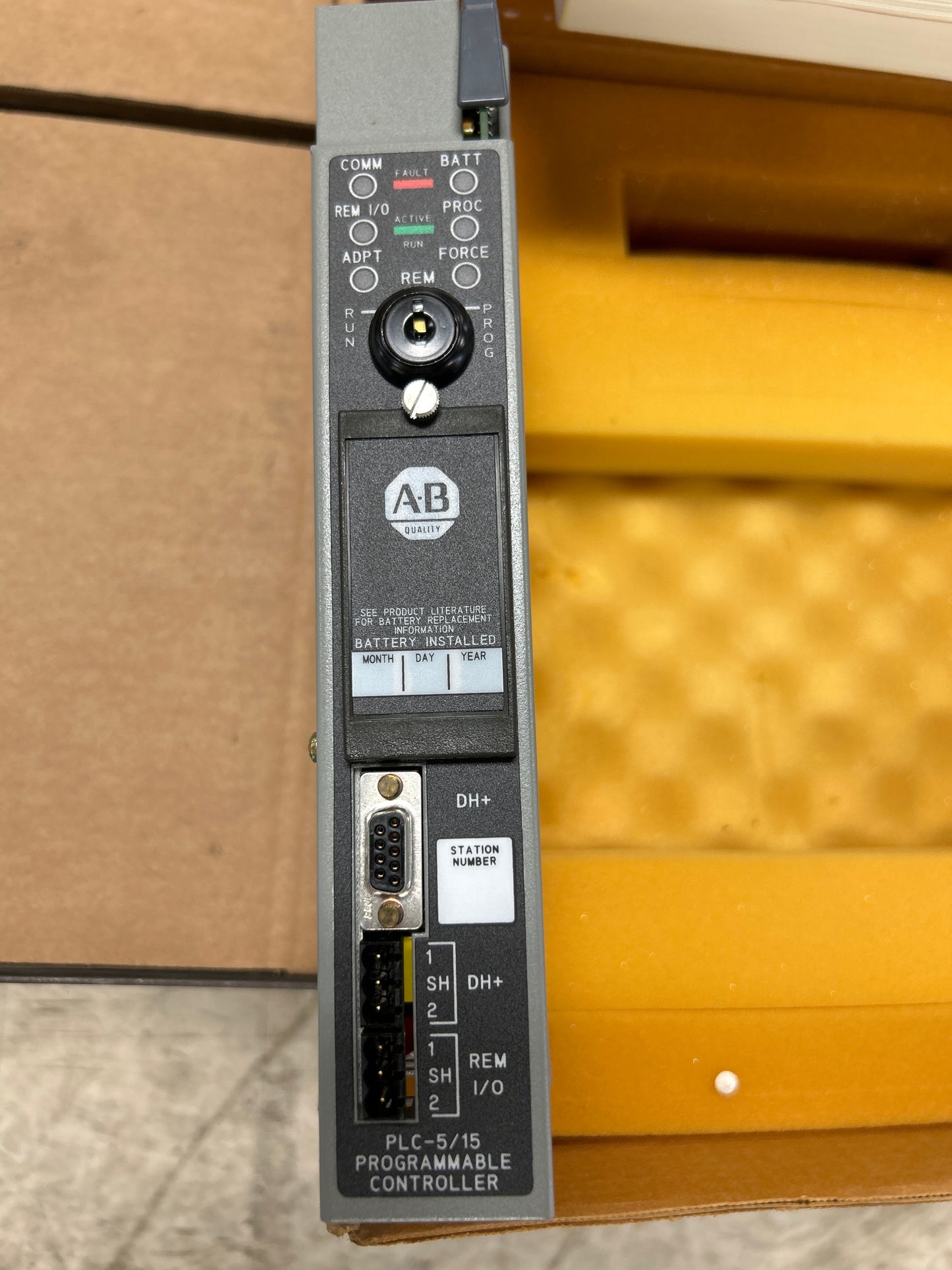 Allen-Bradley PLC Processor Module 1785-LT B 5 VDC