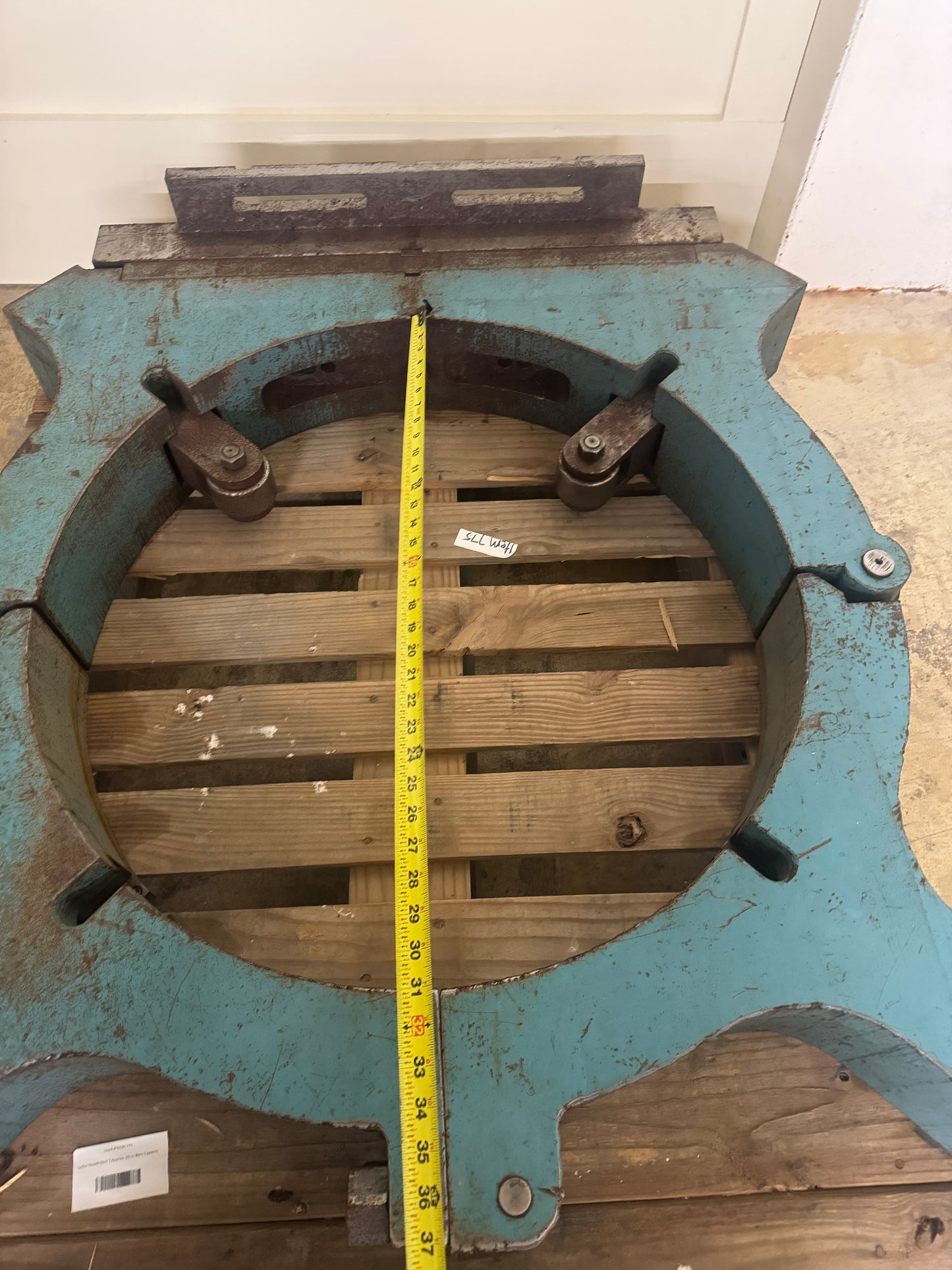 Lathe Steady Rest | Approx. 30 in. Bore Capacity