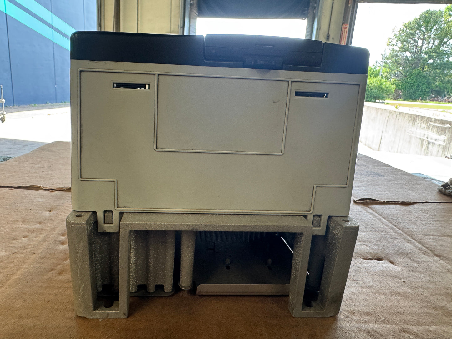 Allen-Bradley 20AD011A3AYNANC0 Variable Frequency Drive 480V AC 3-Phase Untested Surplus 01459