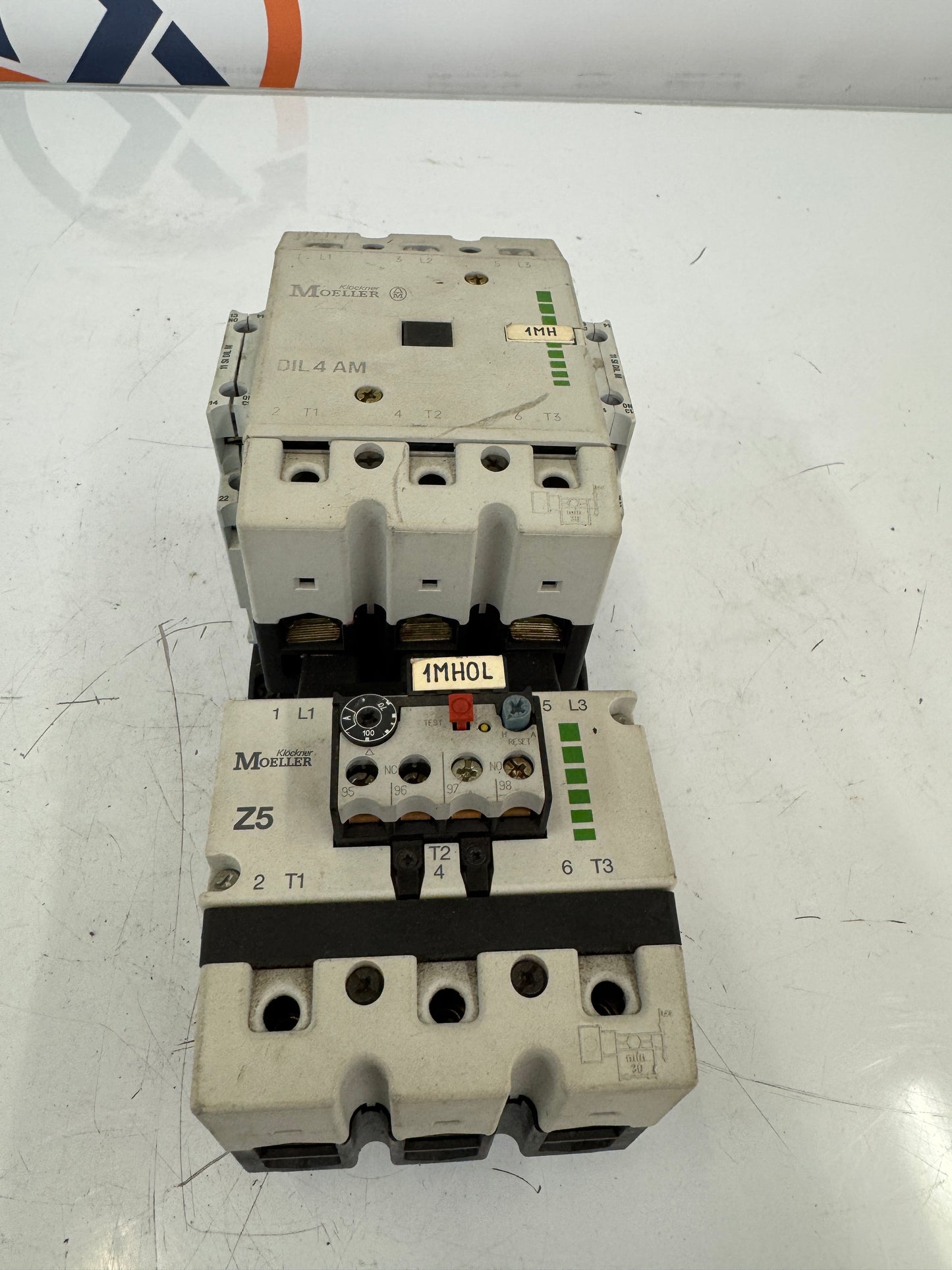 Klöckner Moeller Z5-100/SK4 Motor Starter Assembly with DIL 4 AM Contactor and 11 SI DIL M Auxiliary Contact Block