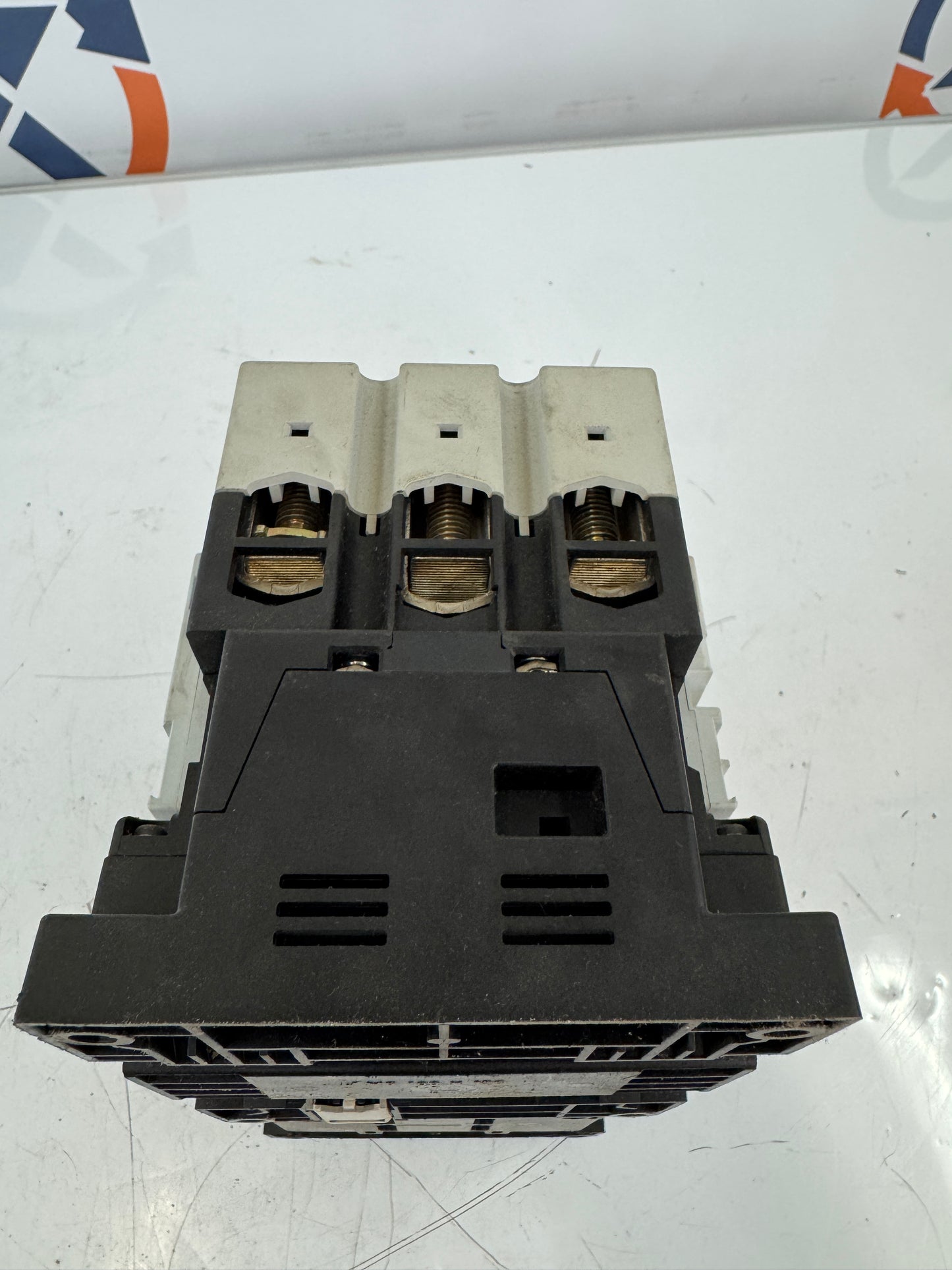 Klöckner Moeller Z5-100/SK4 Motor Starter Assembly with DIL 4 AM Contactor and 11 SI DIL M Auxiliary Contact Block