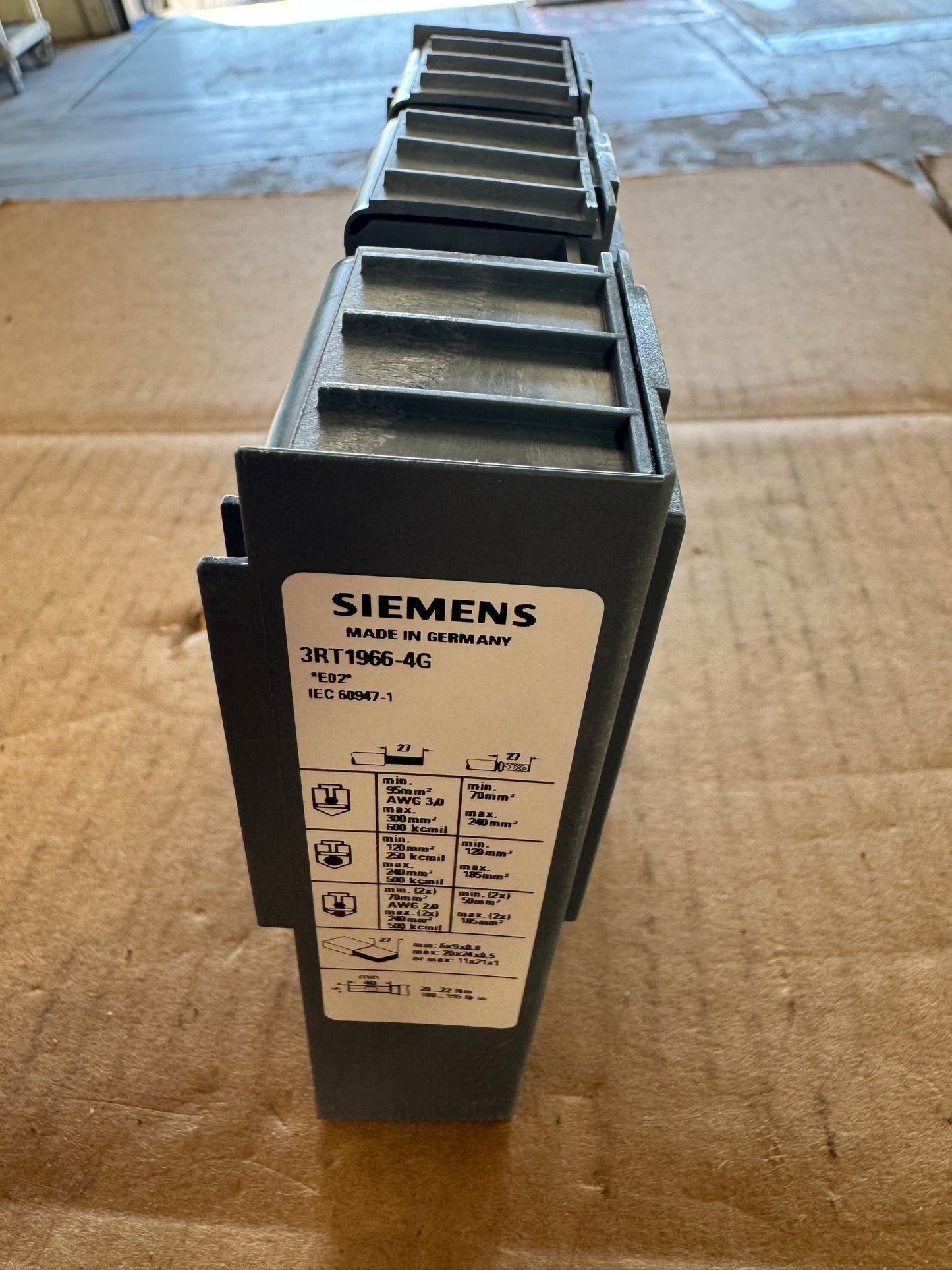 Siemens 3RT1966-4G Box Terminal Block Untested Surplus