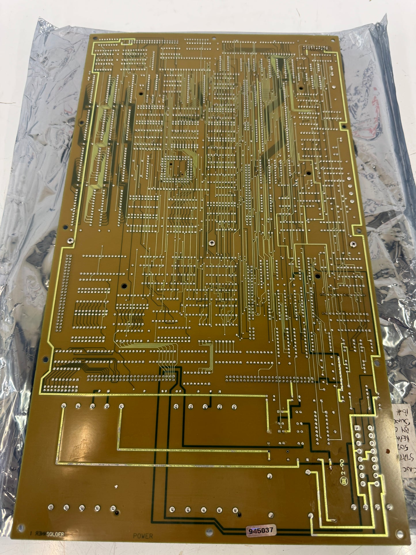 Giddings & Lewis  Operator Station Board 501-04305-00 +19V to +35V DC