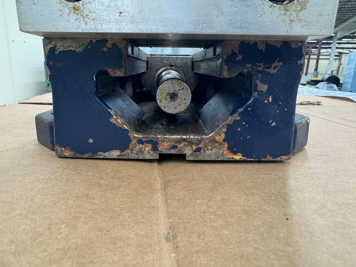 TE-CO Mfg Machine Vise PWS-6900 | 6 In. Jaw Width, 9 In. Jaw Opening m00842
