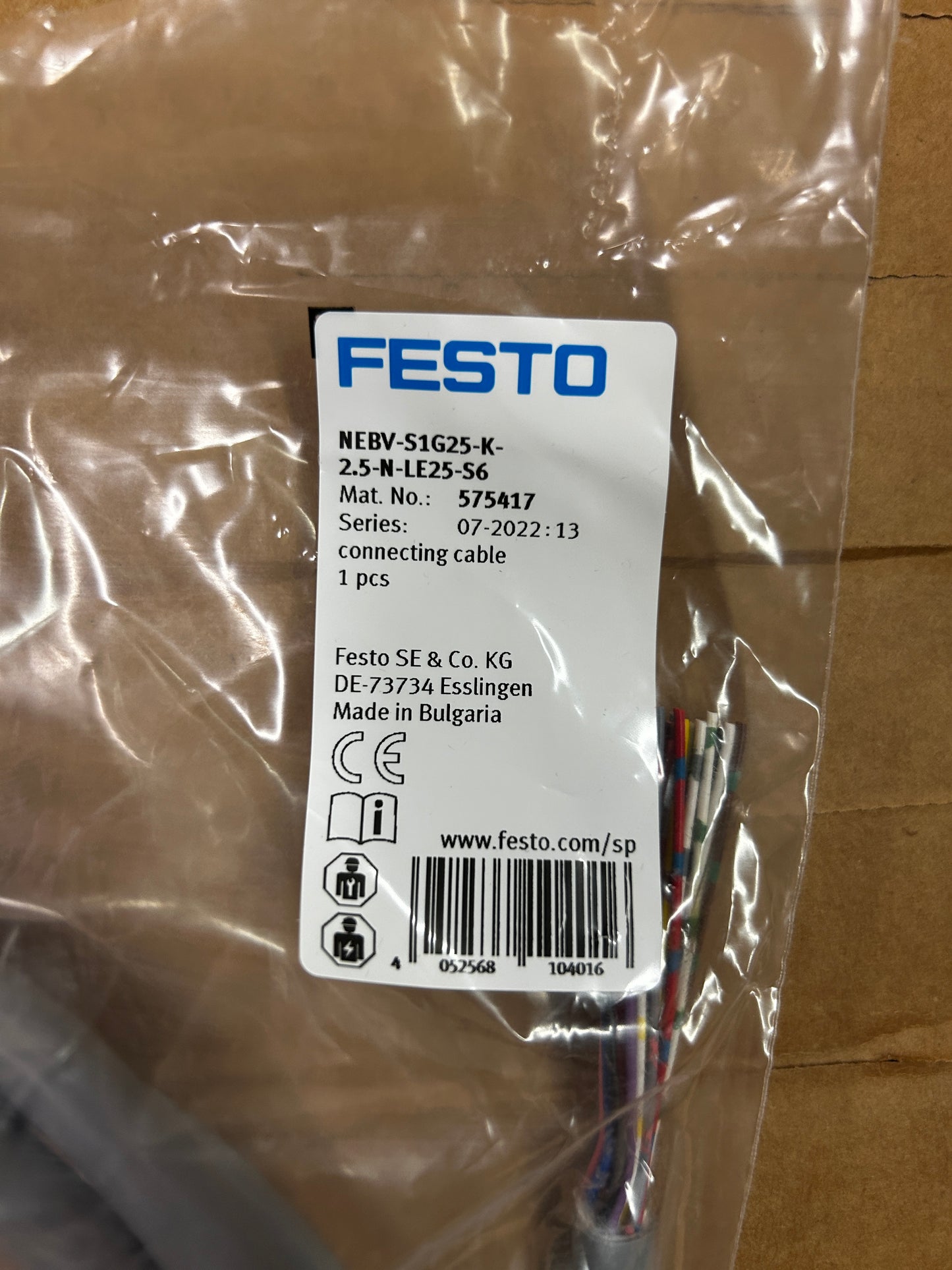 Festo Valve Terminal VTUG-18-MSD-B1TZ-25V20-Q12L-UL-Q10S-4K+M1 Q12 / Q10S Push In