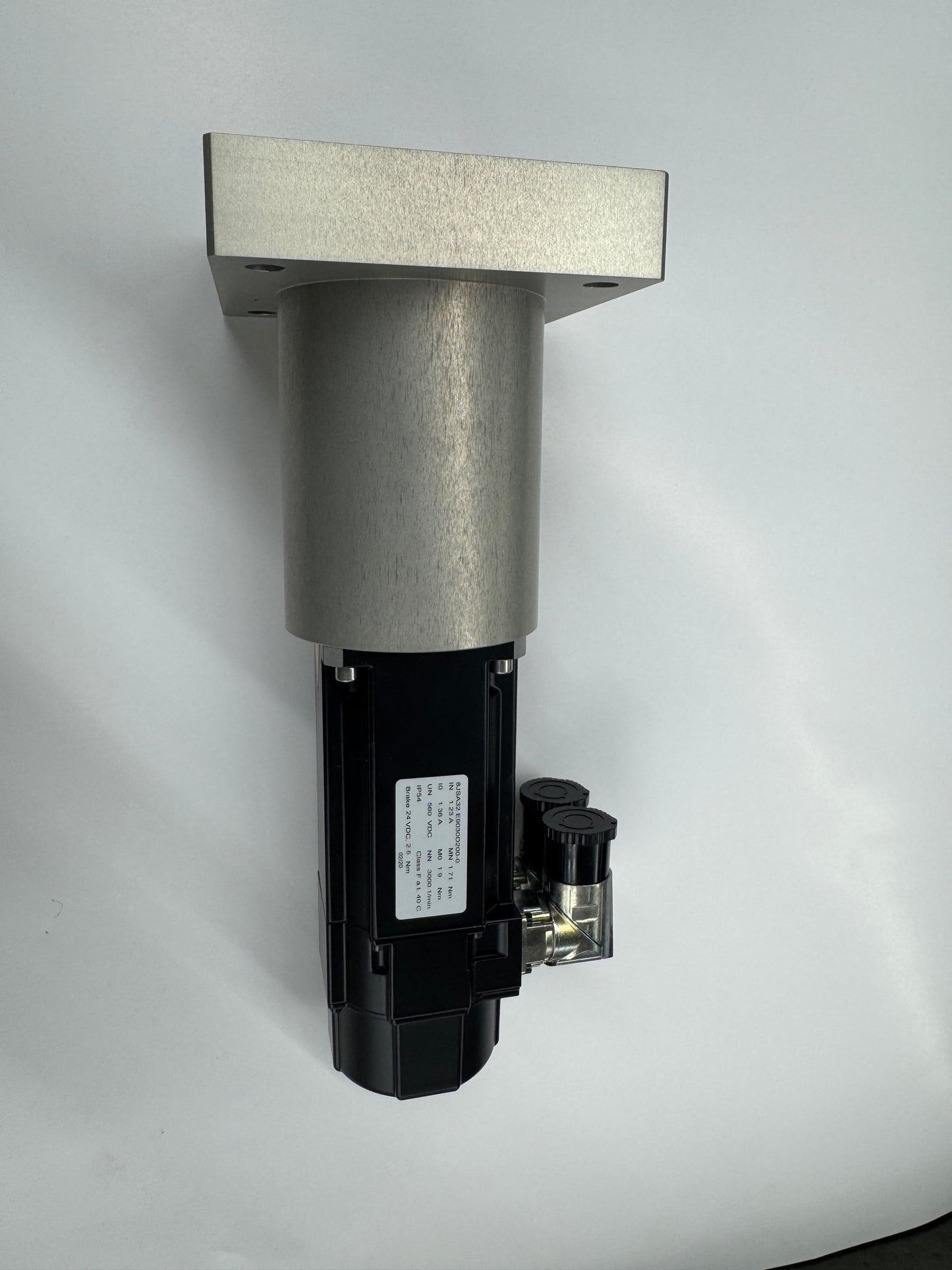 B&R Automation Servo Motor 8JSA32.E9030D200-0 - Variable 3000 RPM