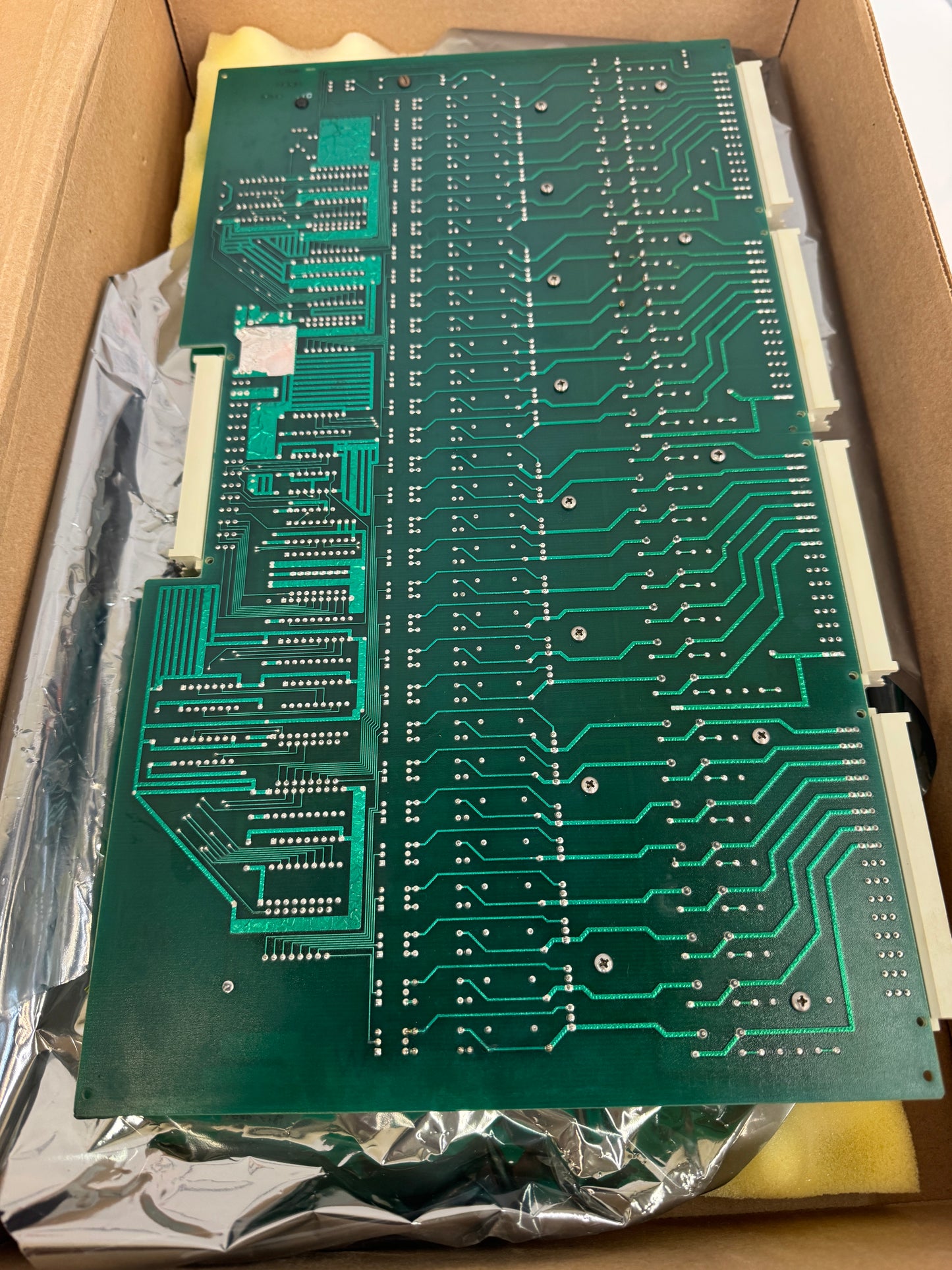 Danaher Motion I/O Module M-1017-6051 32 VAC