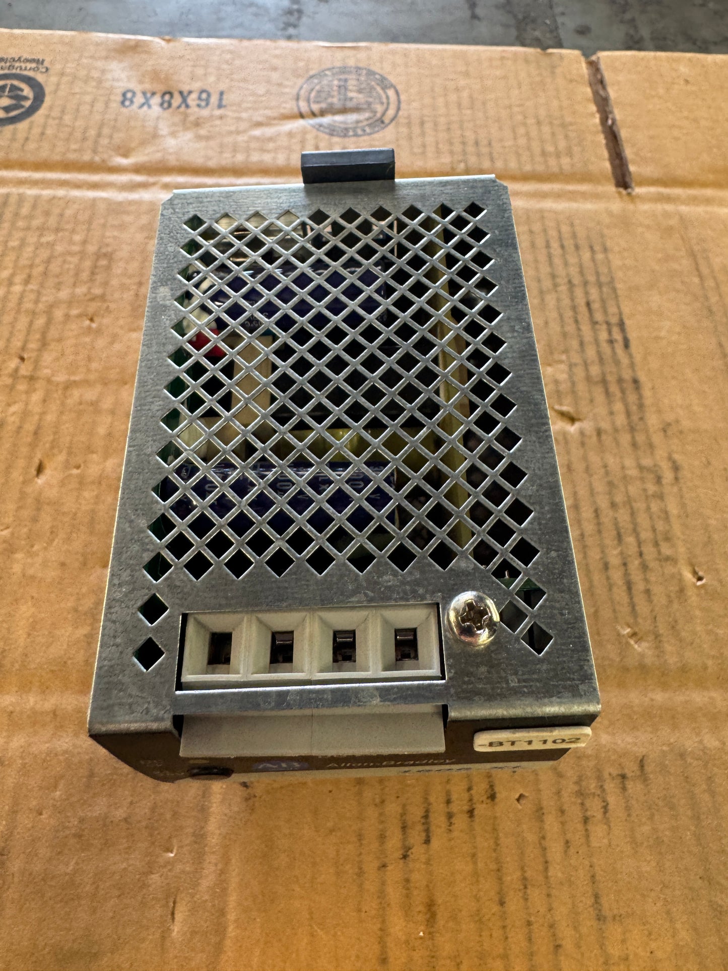 Allen-Bradley 1606-XL120E-3 Power Supply 1668