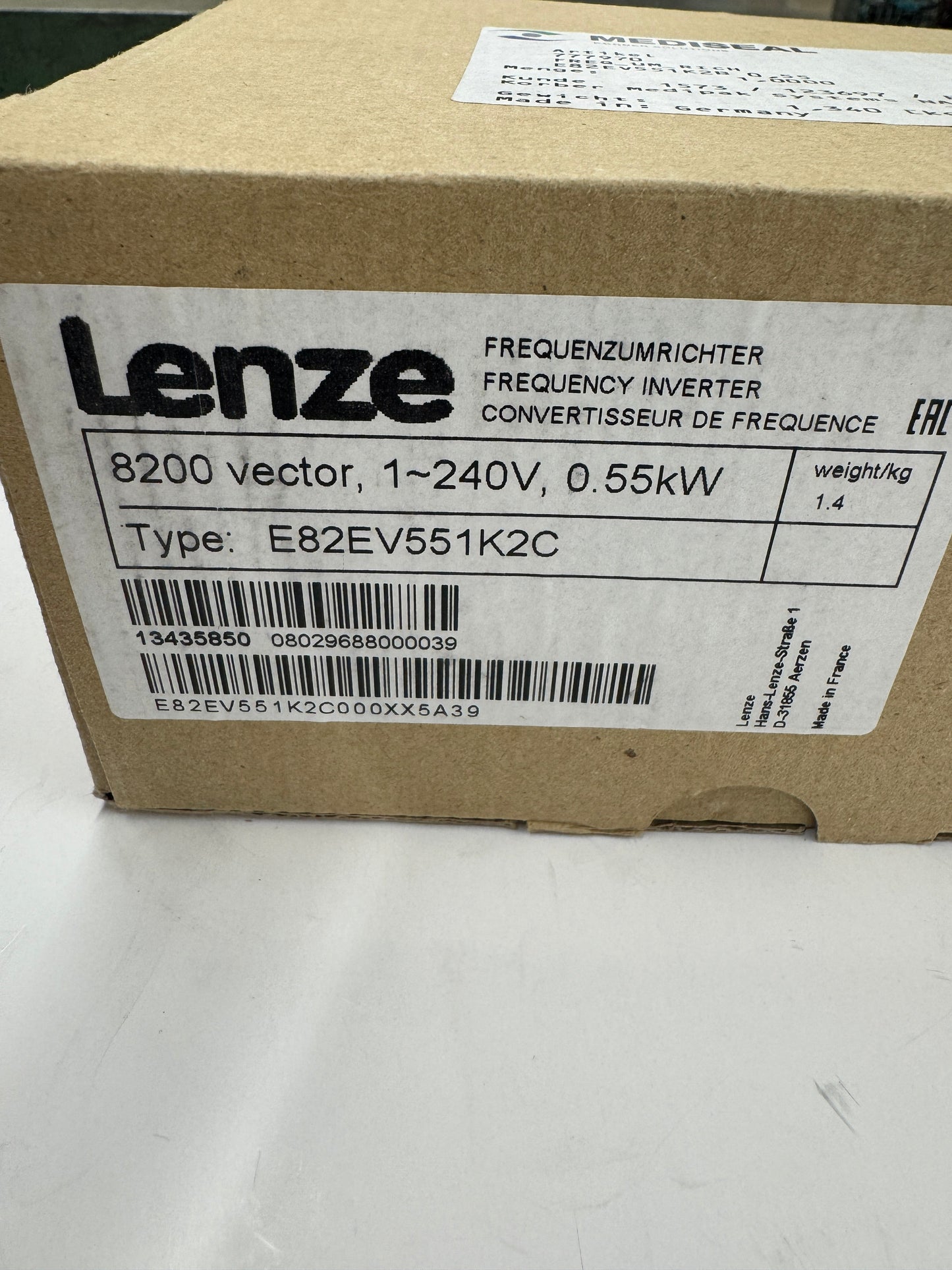 Lenze Frequency Inverter E82EV551K2C