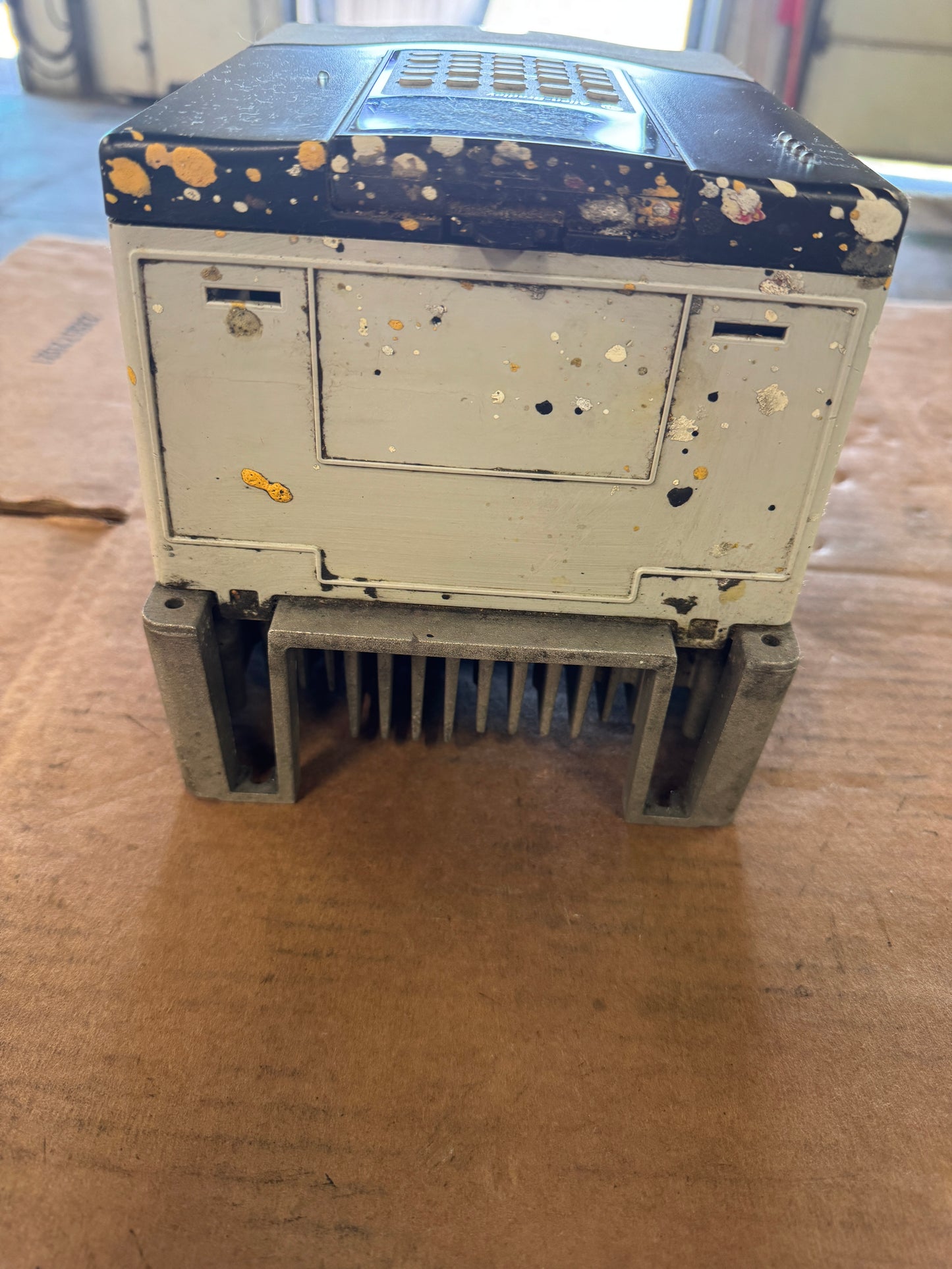 Allen-Bradley 20AD5P0A0AYNNNC0 Variable Frequency Drive 480V AC 3-Phase Untested Surplus 01438