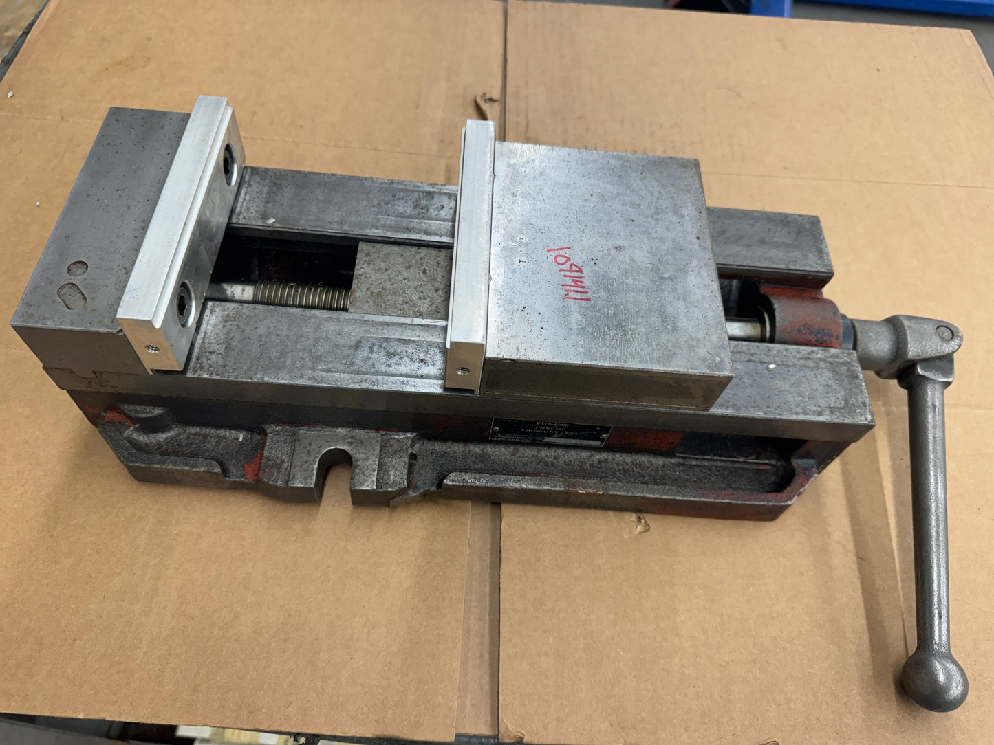 TE-CO Mfg Machine Vise PWS-6900 | 6 In. Jaw Width, 9 In. Jaw Opening m00839