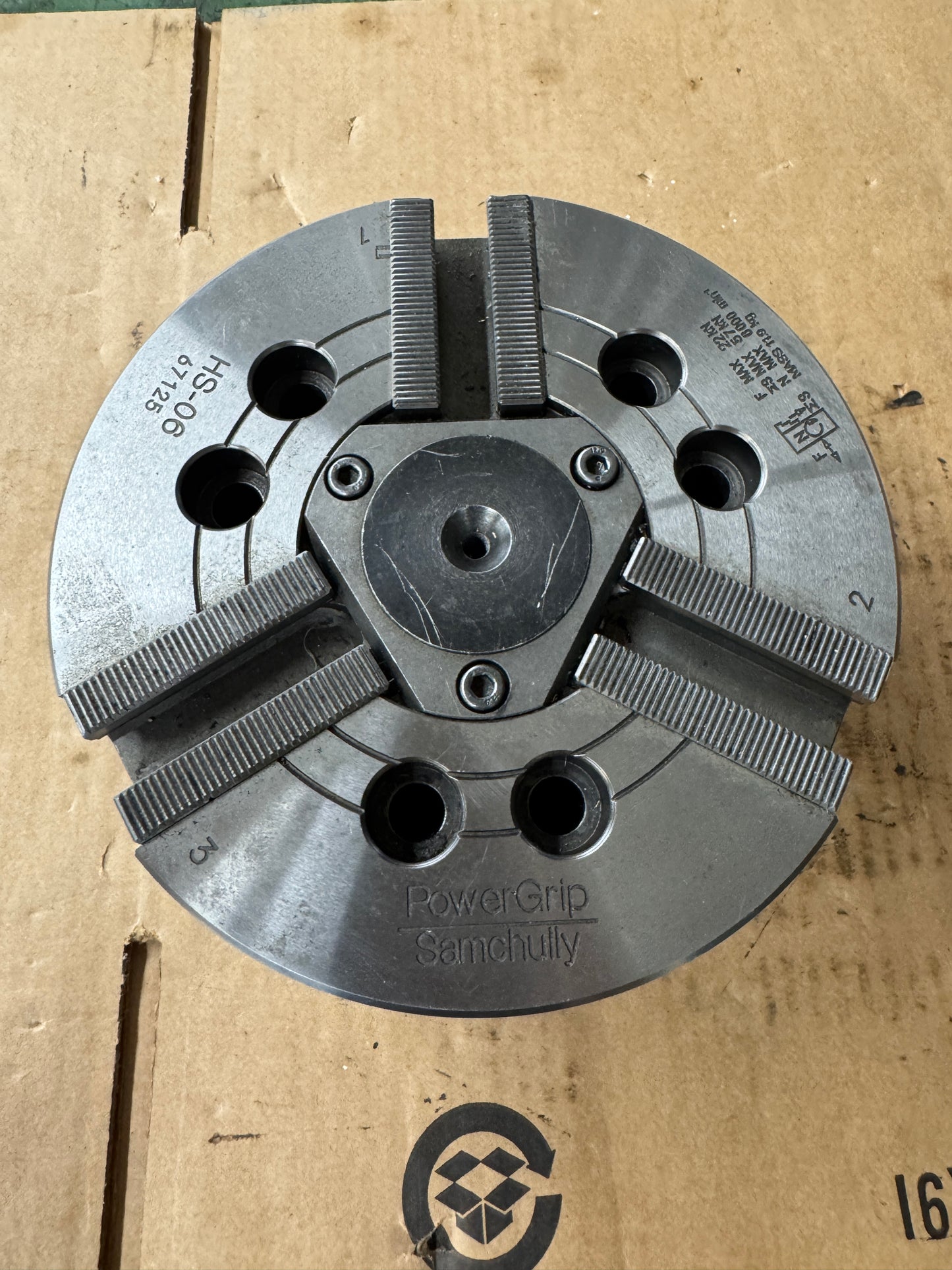 Samchully 3-Jaw Hydraulic Power Chuck HS-06 | 6.5 In. Diameter, 3-Jaw