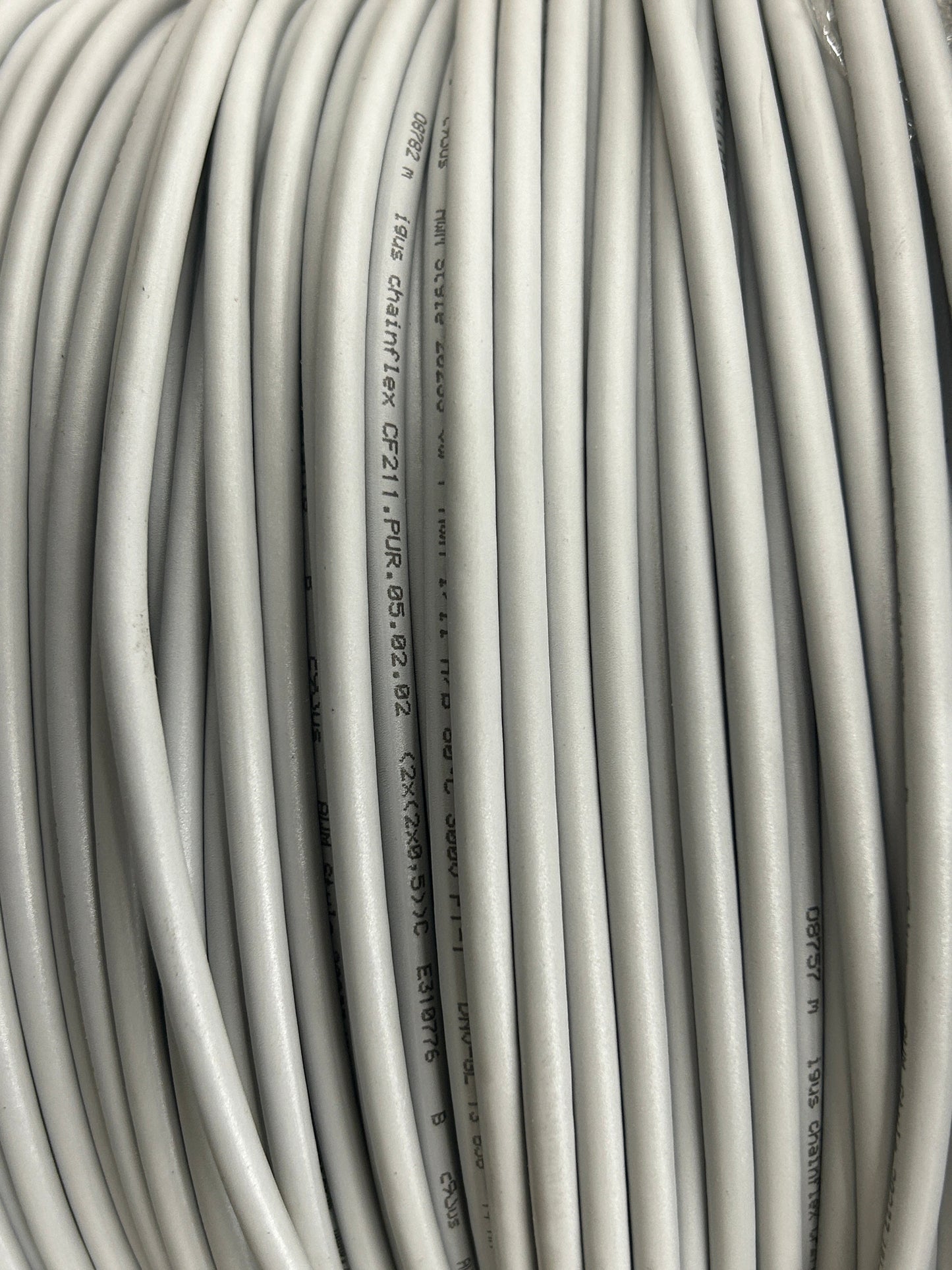 Igus Chainflex Data Cable CF211.PUR.05.02.02 2 Pair, 20 AWG, 1,000 Ft Spool