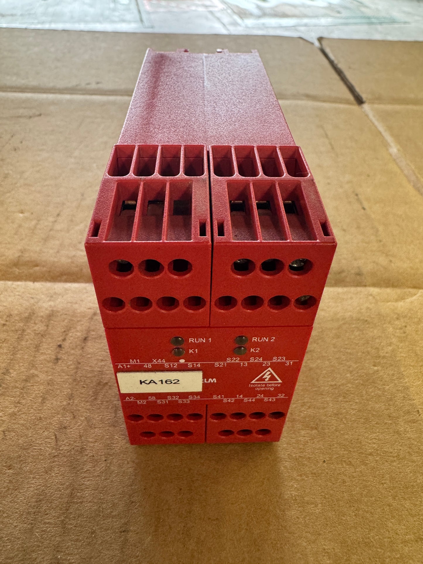 Allen-Bradley 440R-P23071 Safety Relay 24V DC