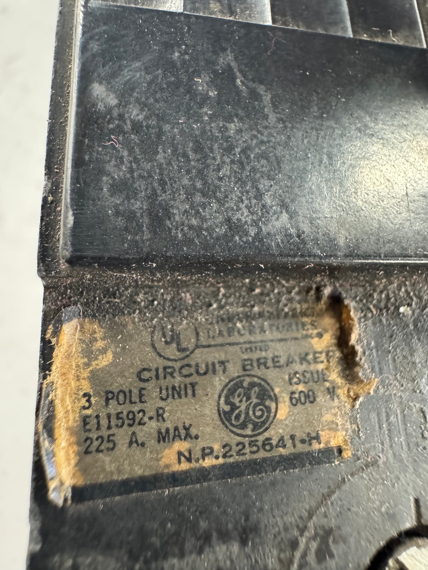General Electric Circuit Breaker TFK236125 600V AC