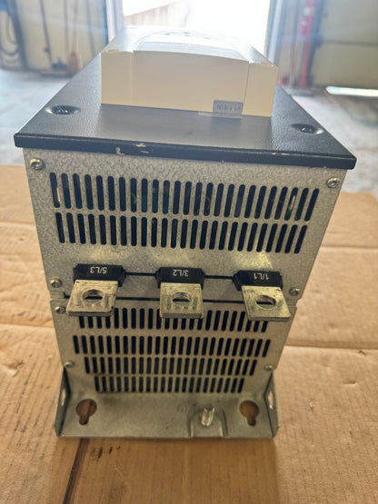 Schneider Electric ATS22C25S6U Soft Starter Untested Surplus