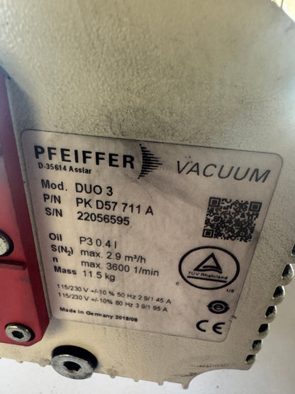 Pfeiffer Rotary Vane Vacuum Pump DUO 3 / PK D57 711 A Max 3600 RPM, 2.9 m3/h Pumping Speed