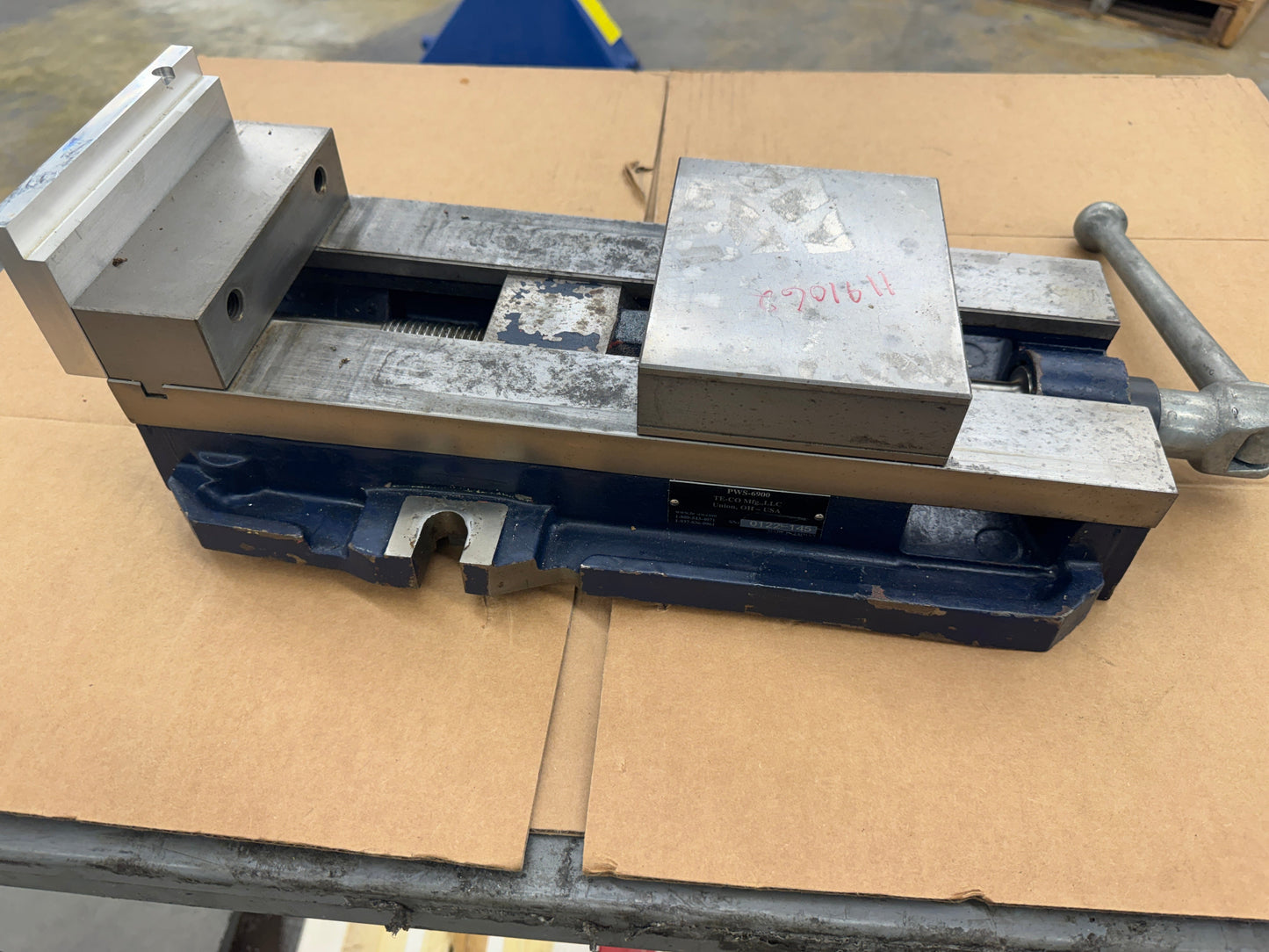 TE-CO Mfg Machine Vise PWS-6900 | 6 In. Jaw Width, 9 In. Jaw Opening m00843
