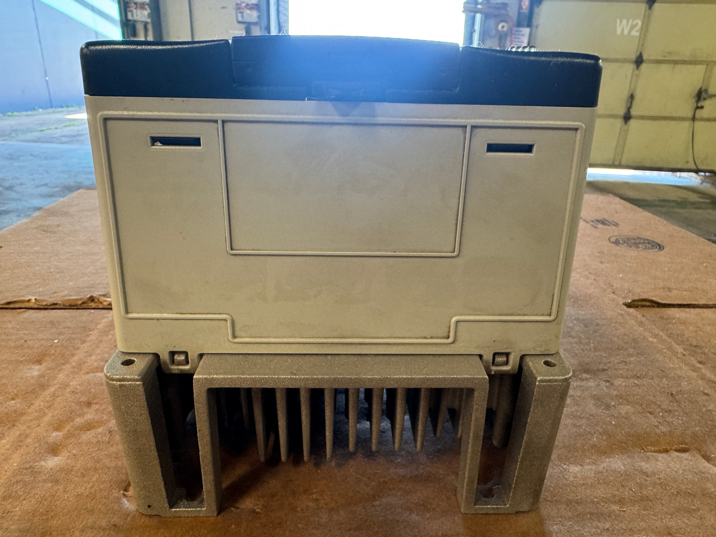 Allen-Bradley 20AD5P0A0AYNNNC0 Variable Frequency Drive 480V AC 3-Phase Untested Surplus 01431