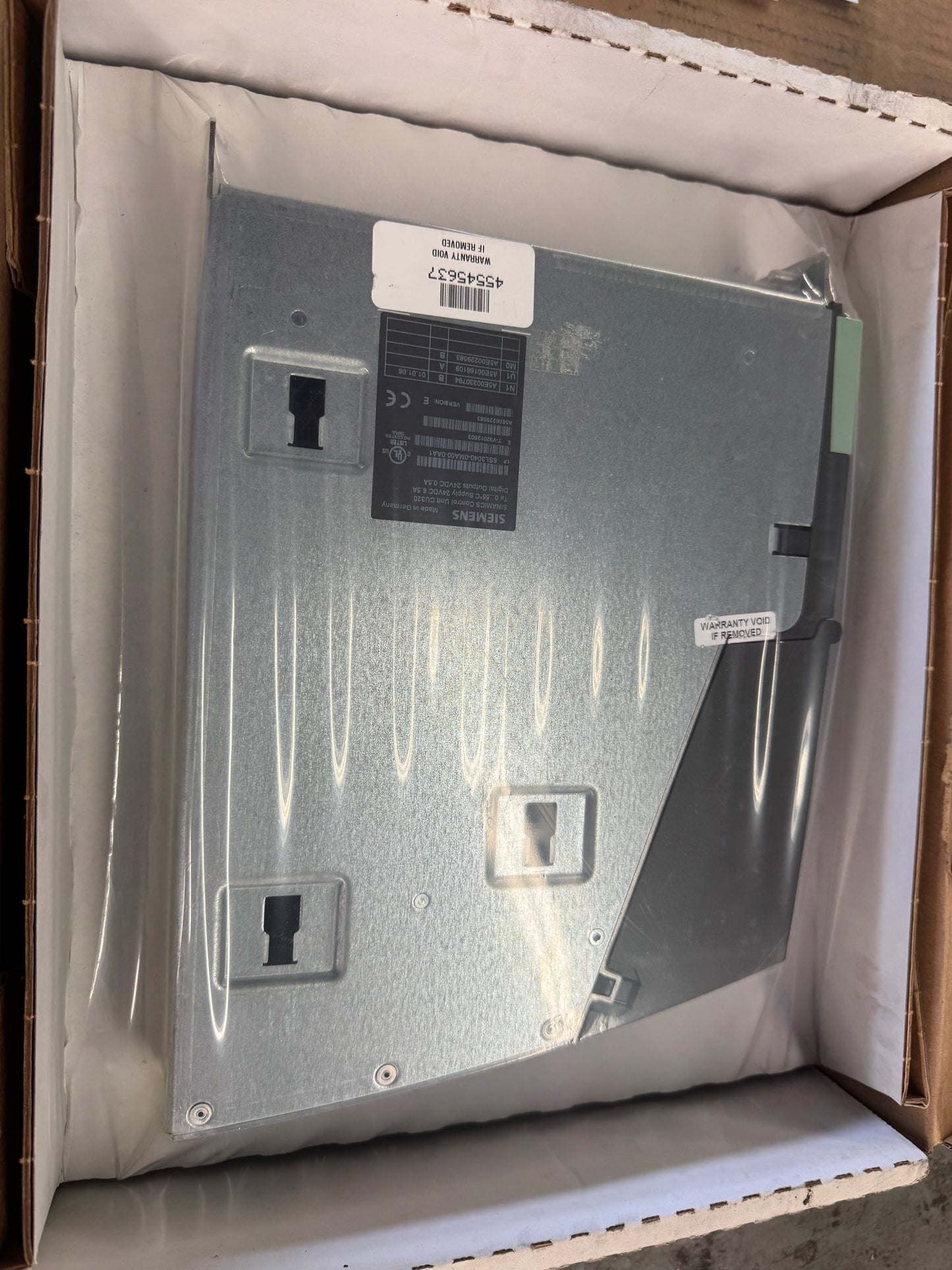 Siemens 6SL3040-0MA00-0AA1 SINAMICS Control Unit CU320 24VDC Appears Unused