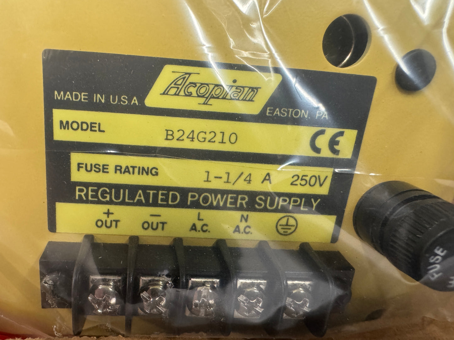 Acopian Regulated Power Supply B24G210
