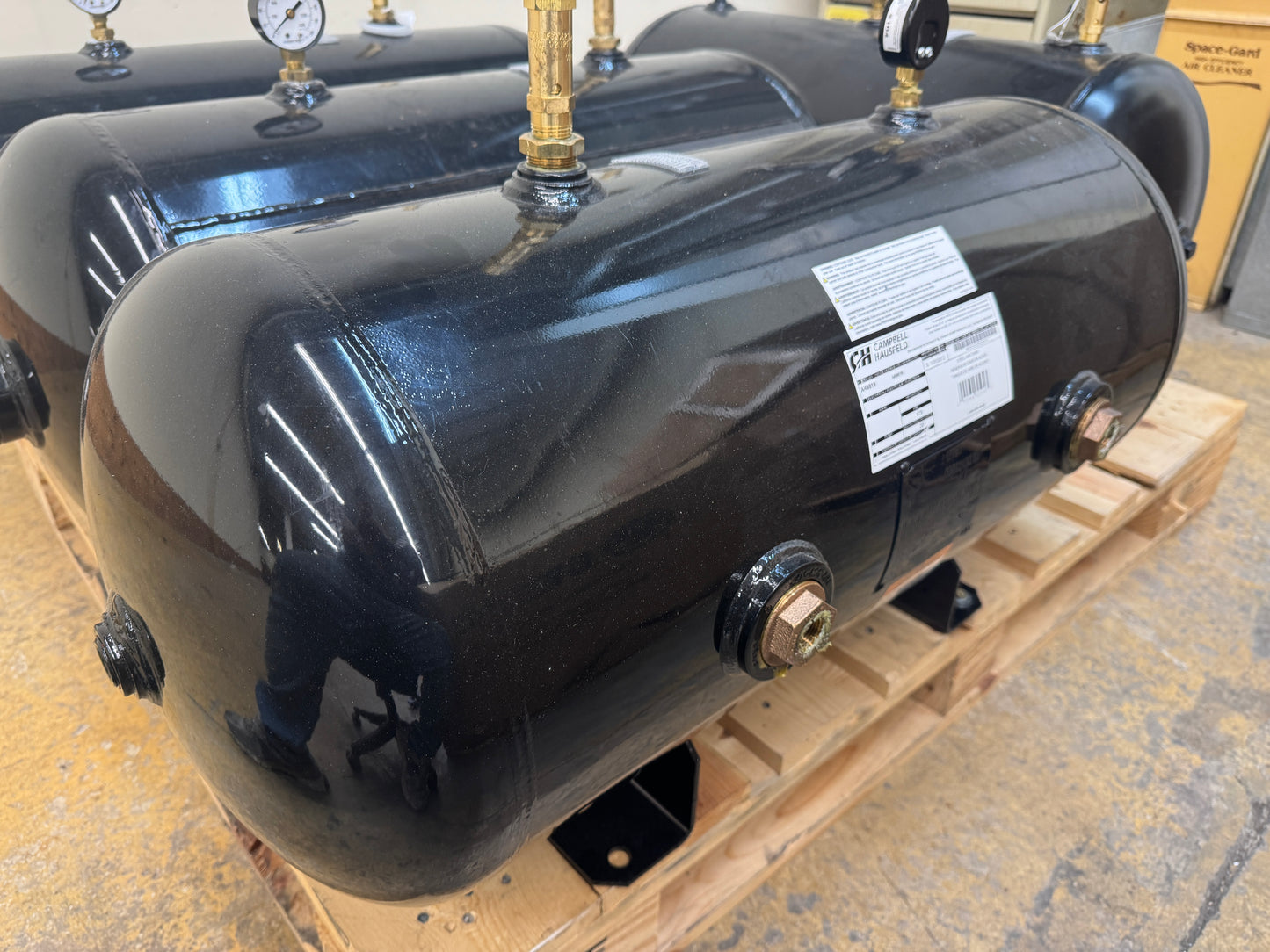Campbell Hausfeld Air Receiver Surge Tank AR8019 1/2, 3/4, 1-1/2, and 2 In. NPT 175 PSI