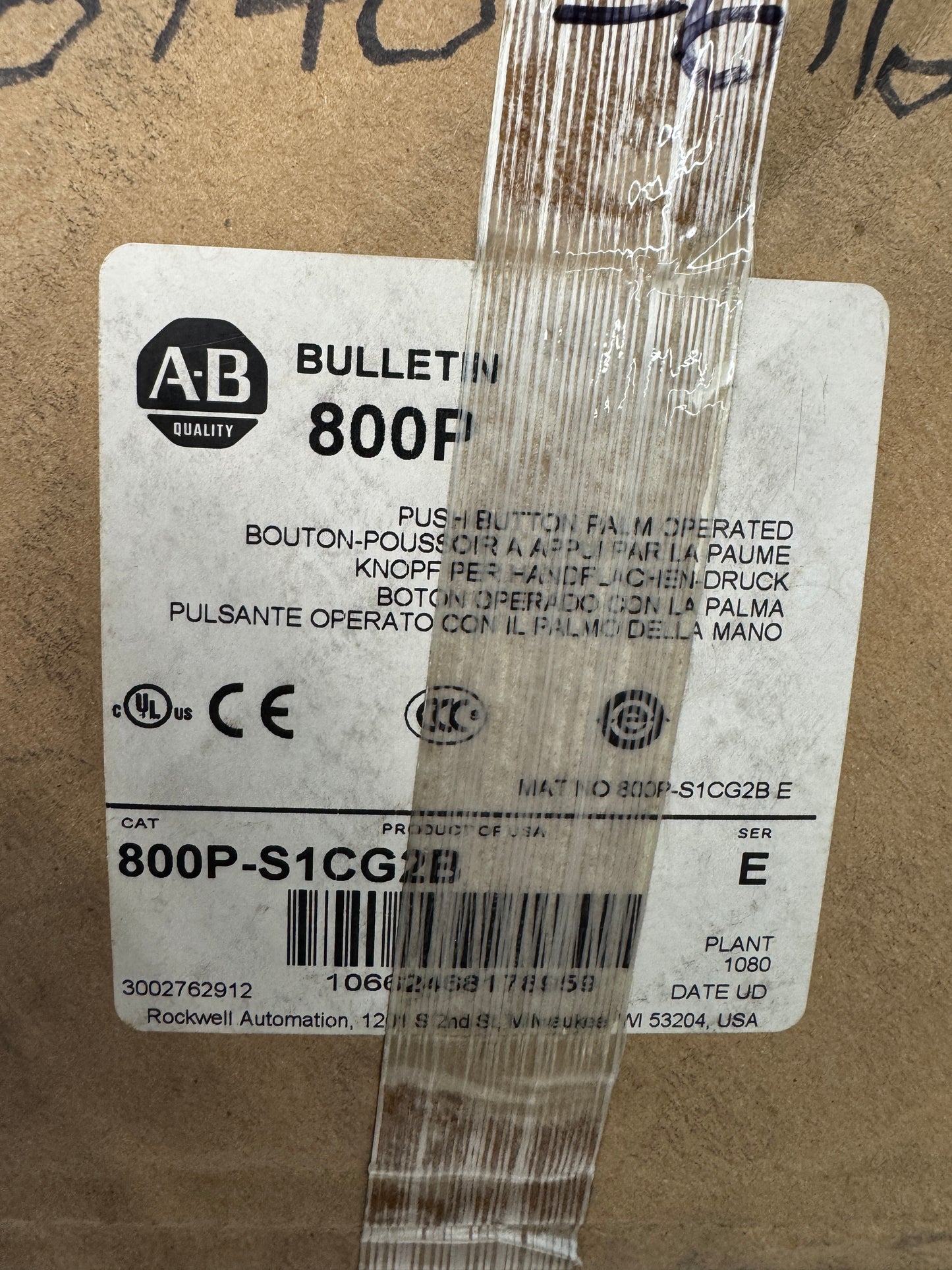 Allen-Bradley Palm Operated Push Button 800P-S1CG2B 600V Max