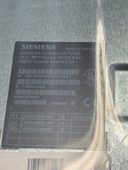 Siemens 6SL3040-0MA00-0AA1 SINAMICS Control Unit CU320 24VDC Appears Unused