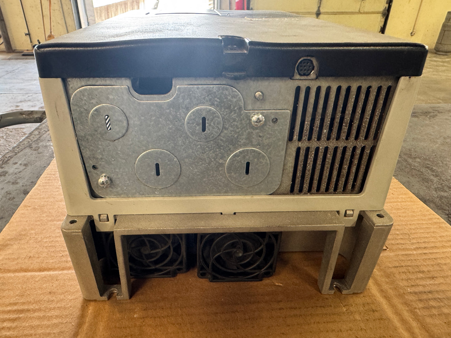 Allen-Bradley 20AD034A3AYNANC0 Variable Frequency Drive 480V AC 3-Phase