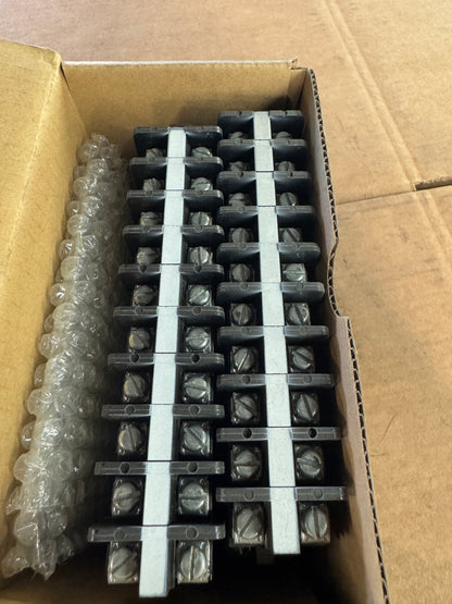 Allen-Bradley Terminal Block (Box of 100) 1492-15T 600V