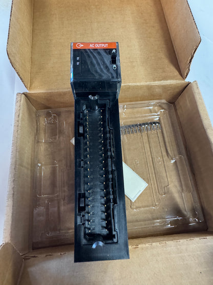Allen-Bradley AC Output Module 1756-OA16I 120/240V AC