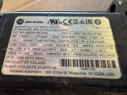 Allen-Bradley Servo Motor MPL-B420P-SK72AA - 2 kW 6000 RPM