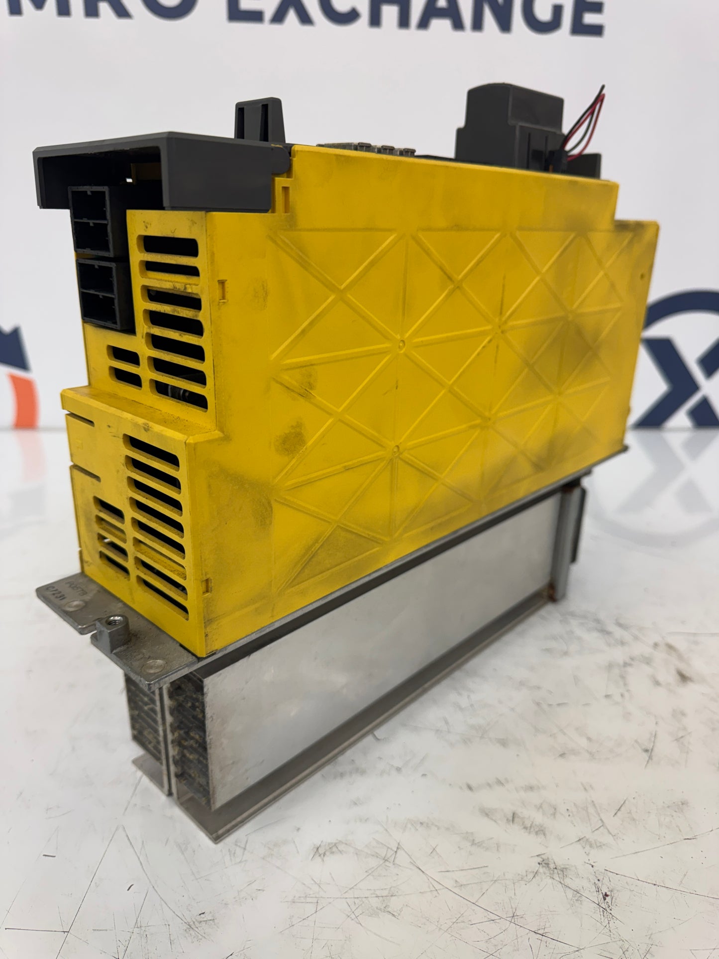 FANUC Servo Amplifier Module A06B-6096-H208 283-325V Input