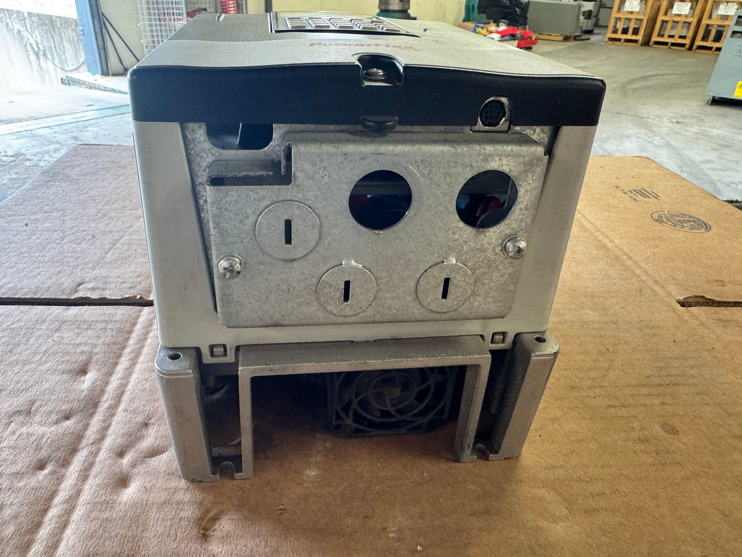 Allen-Bradley 20AD5P0A3AYNNNC0 Variable Frequency Drive 480V AC 3-Phase Untested Surplus 01422