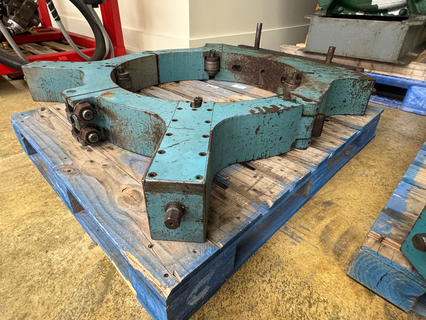 Large Lathe Steady Rest | Approx. 30 in. Bore Inside Diameter