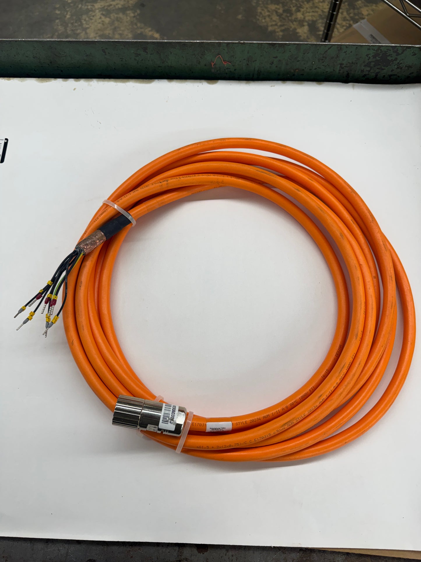 Bosch Rexroth Servo Motor Power Cable SST8CM 12-1 / Order Code 1-000000-03357 7 m, 4x1.5 + 2x2x0.75 mm2, 1000V m01091