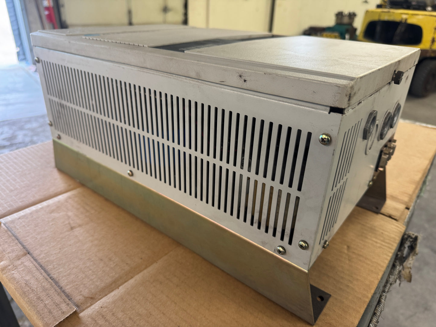 Allen-Bradley 1336-B005-EAO AC Drive
