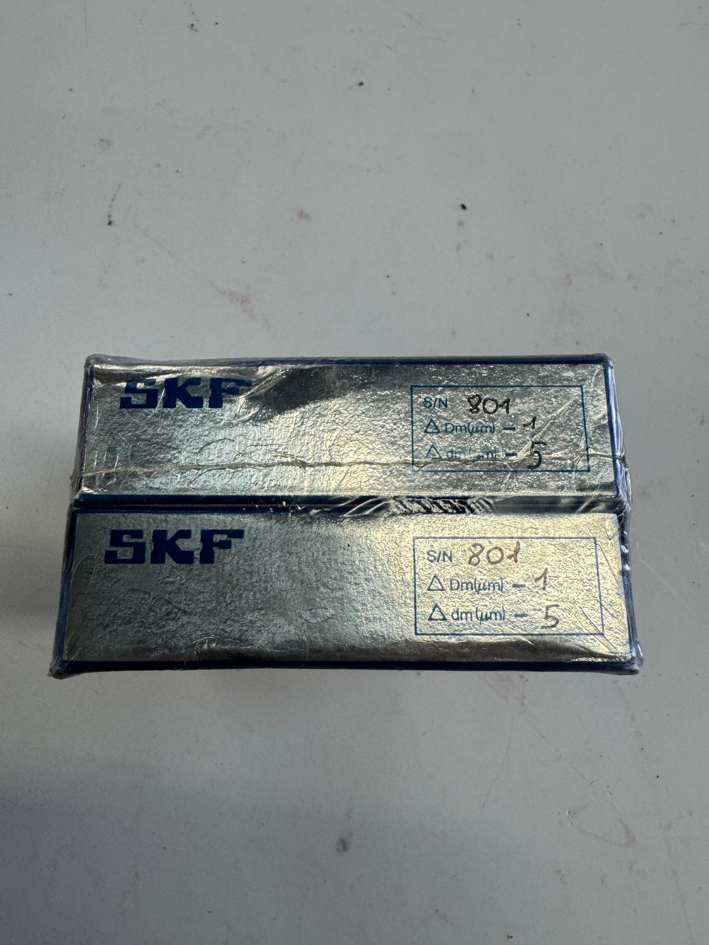 SKF Angular Contact Ball Bearing 7210 CD/P4ADGA — 1/2 Set 50 x 90 x 20 mm